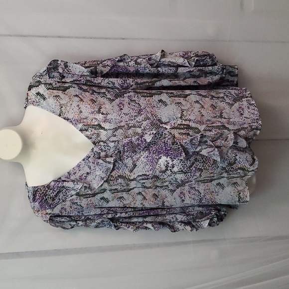 Democracy 3/4 Sleeve Ruffle Front Snake Print Blouse - Picture 3 of 9